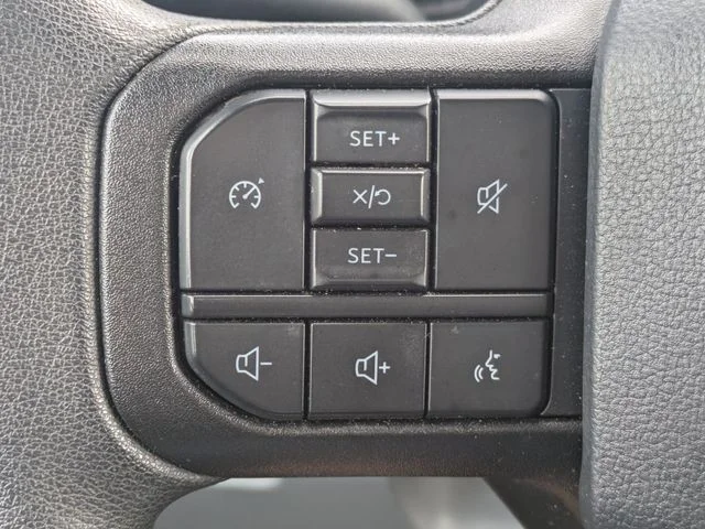 Certified Used 2025 Avalanche Ford XLT image 23