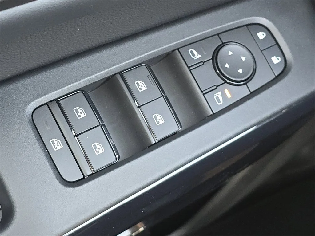 New 2026 Super Black Nissan SV image 17