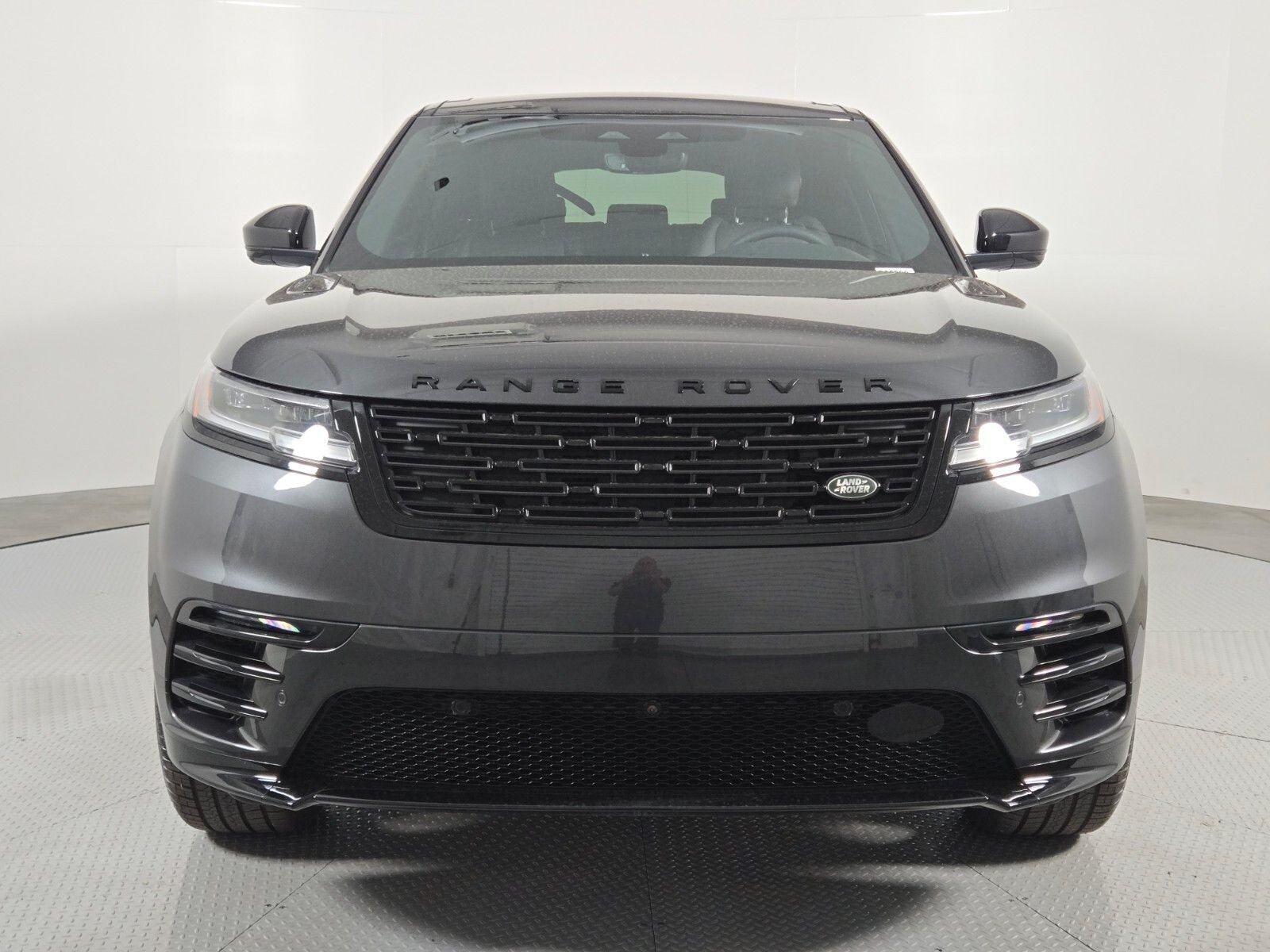 2026 Land Rover Range Rover Velar Dynamic SE - Photo 8