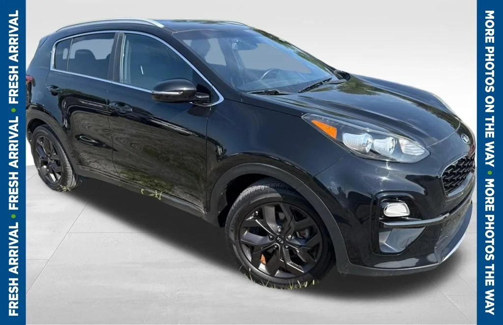 Used 2020 Red Kia S image 1
