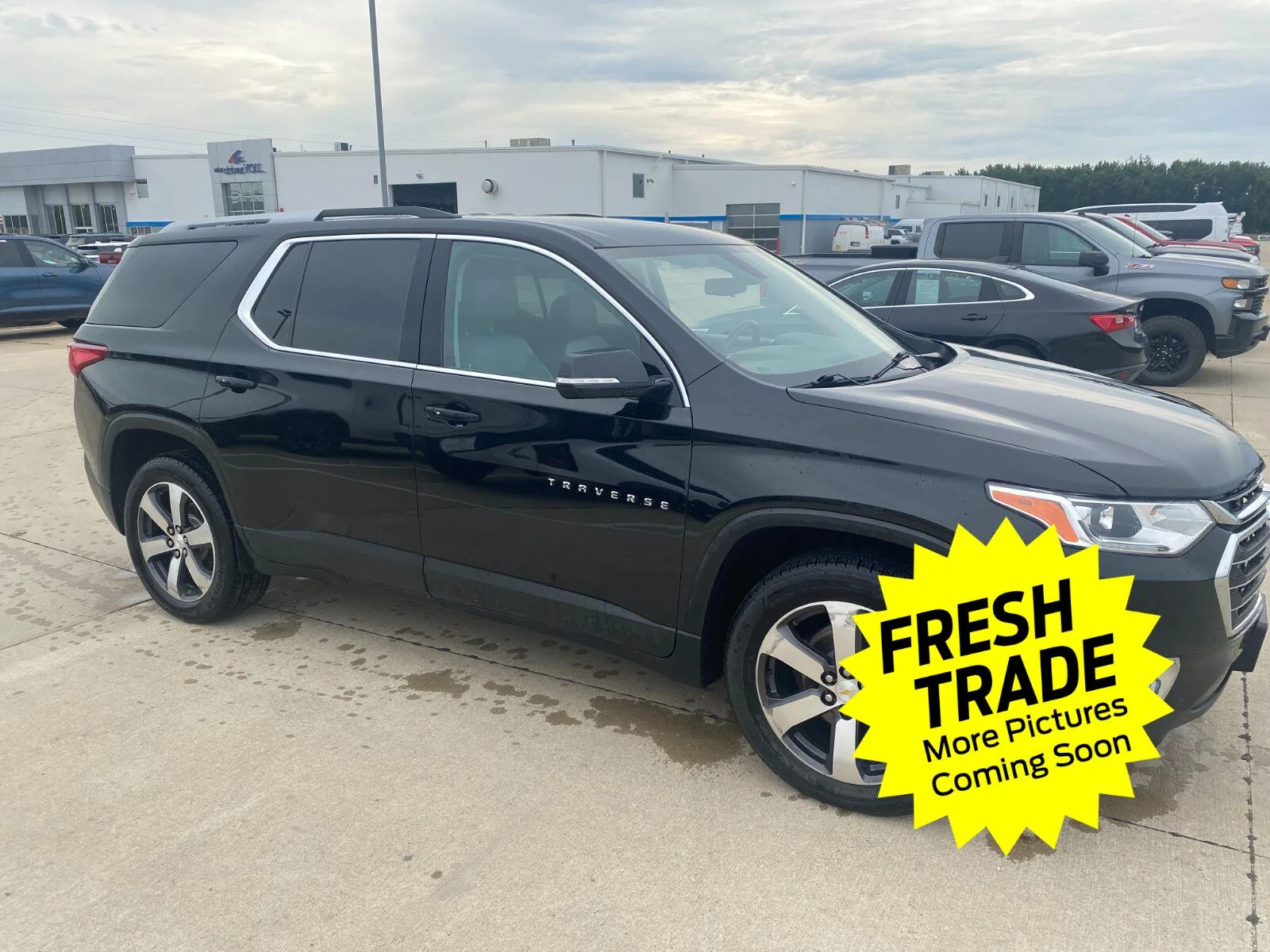 Used 2018 Mosaic Black Metallic Chevrolet LT Leather image 6