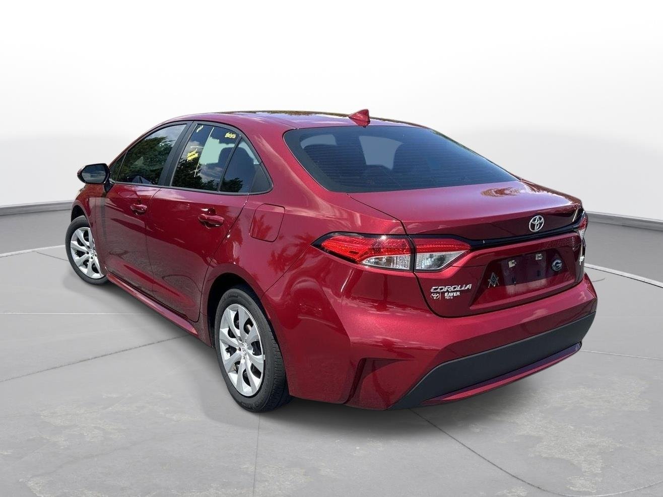 Used 2022 Ruby Flare Pearl Toyota LE image 8