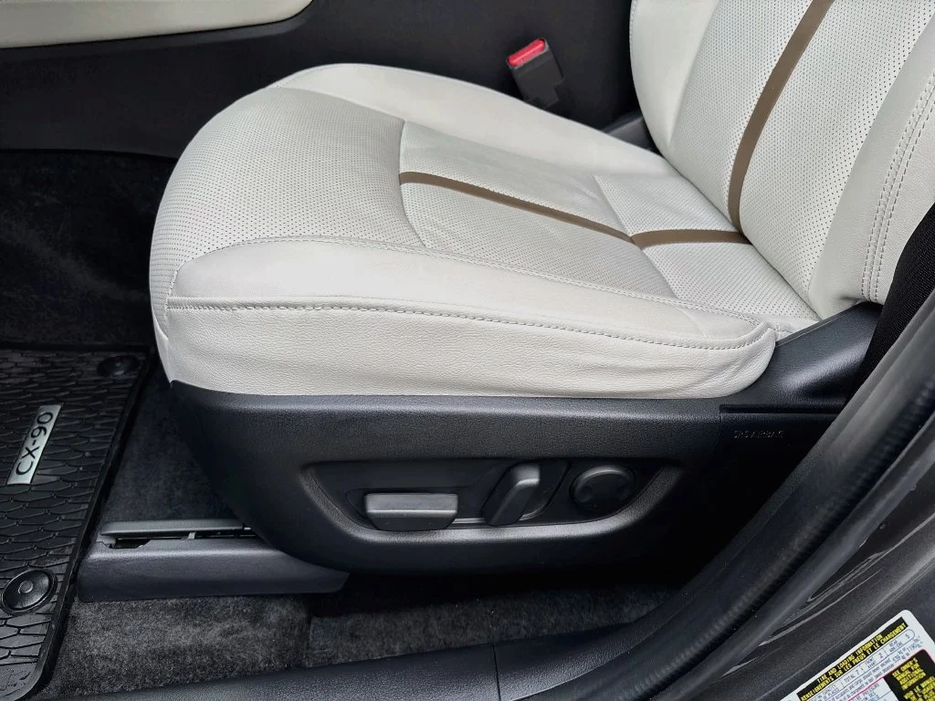Certified Used 2025 Gray Mazda 3.3 Turbo S Premium image 20