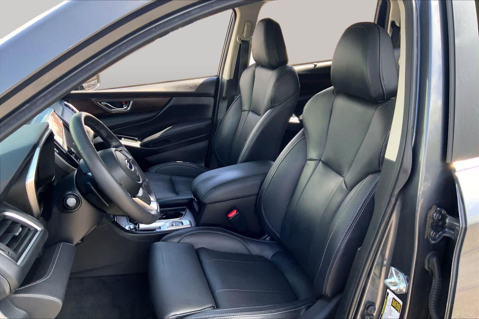 Used 2023 Magnetite Gray Metallic Subaru Touring image 7