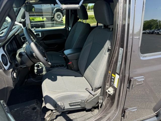 Certified Used 2024 Crystal Metallic Jeep Sport image 8