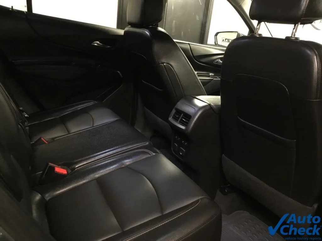 Used 2018 Gray Chevrolet Premier image 32