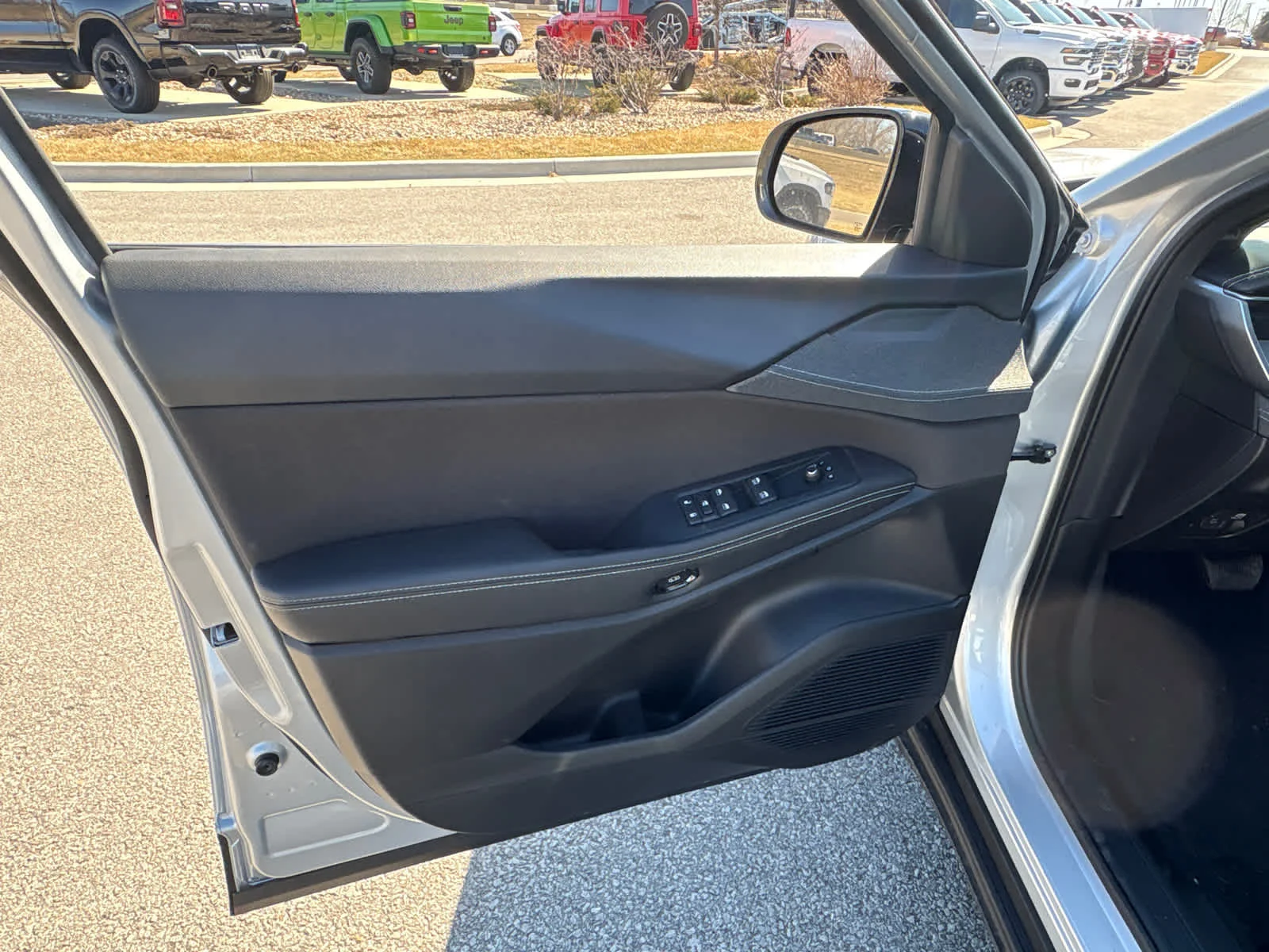 New 2026 Silver Zynith Clearcoat Jeep Laredo image 18