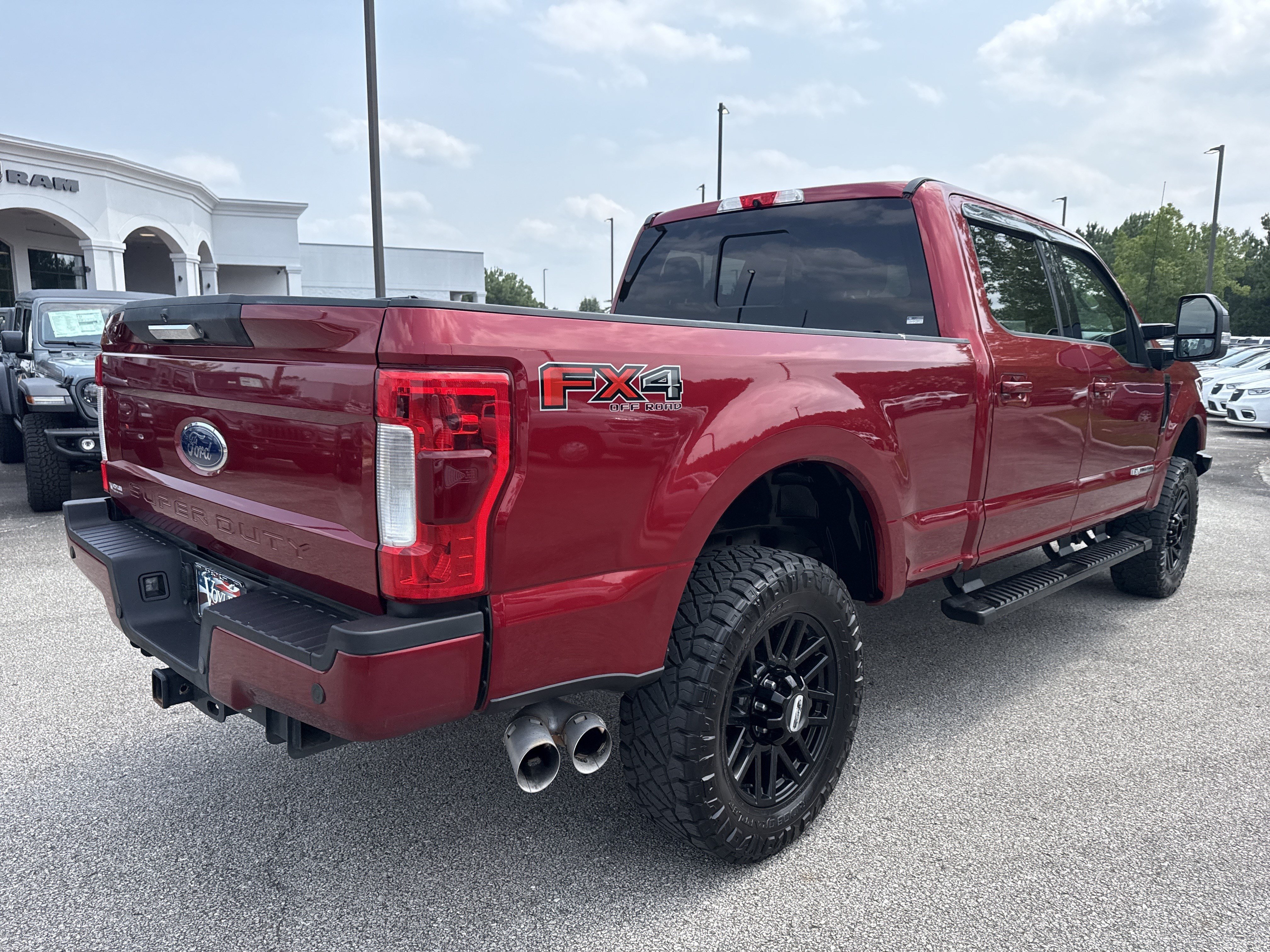 Used 2019 Red Ford LARIAT image 8