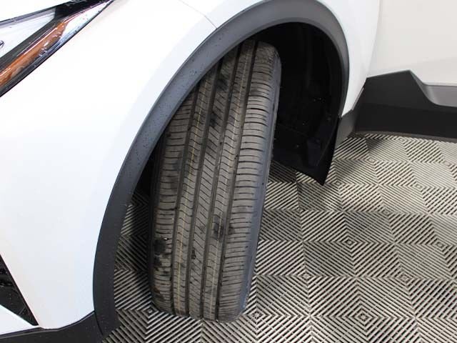 2026 Toyota C-HR SE - Photo 11
