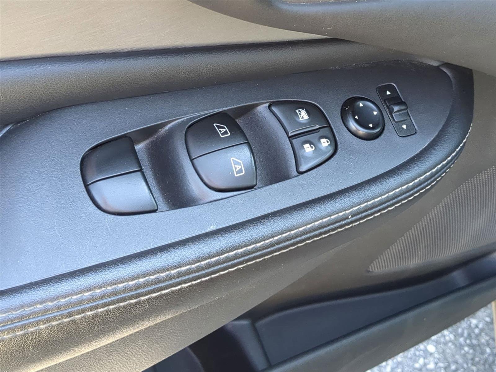 Used 2021 Magnetic Black Pearl Nissan SV image 16