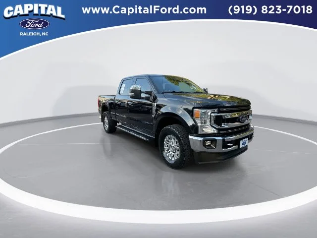 Used 2020 Black Ford XLT image 2