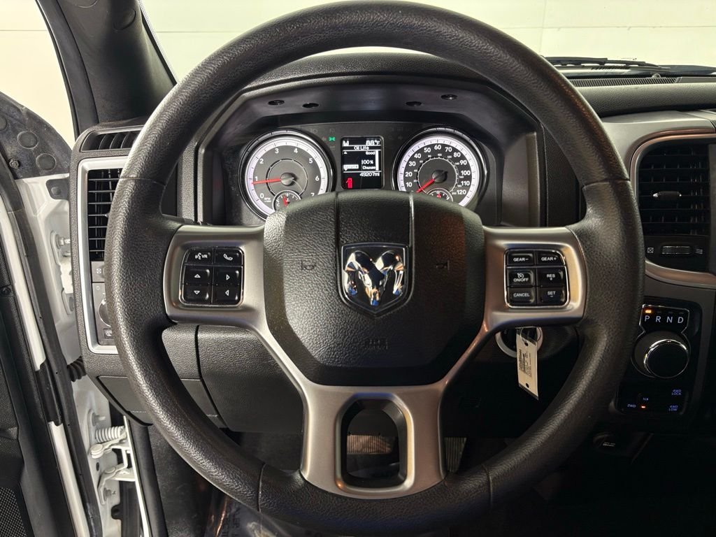 Used 2024 White Ram Warlock image 18