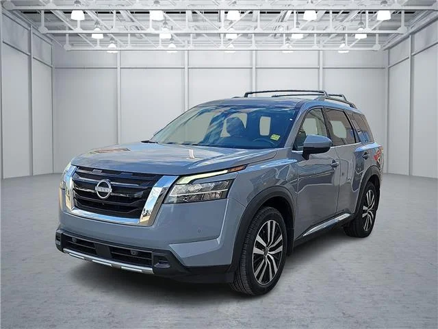 2023 Nissan Pathfinder Platinum (A9) 4x4