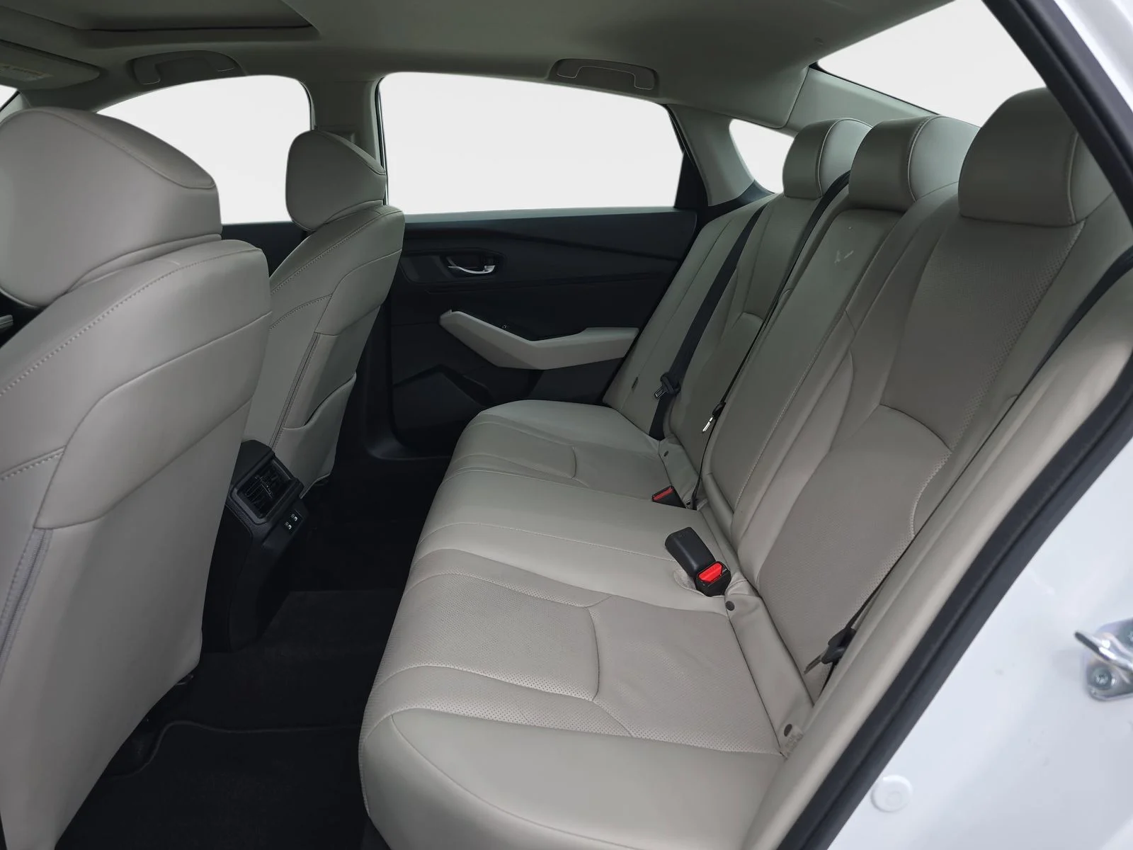 2025 Honda Accord Hybrid EX-L - Photo 13