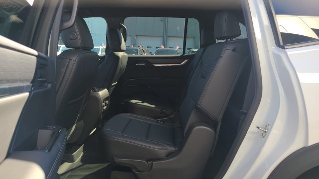 New 2027 Summit White GMC Elevation image 24