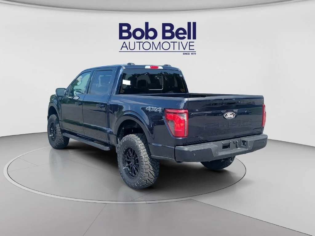 New 2026 Blue Ford XLT image 5