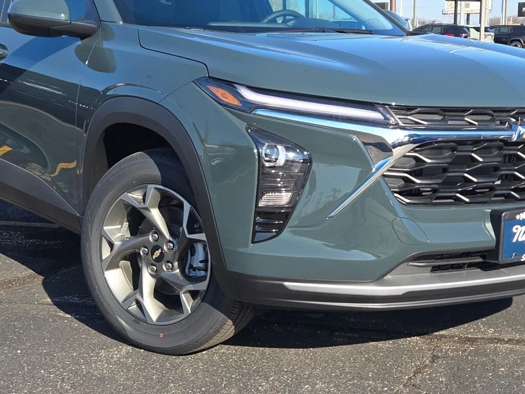 2026 Chevrolet Trax LT - Photo 3