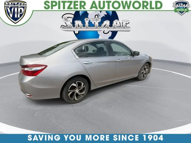 Used 2016 Silver Honda LX image 9