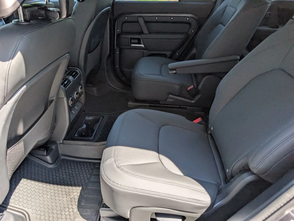 New 2026 Carpathian Grey Land Rover S image 25