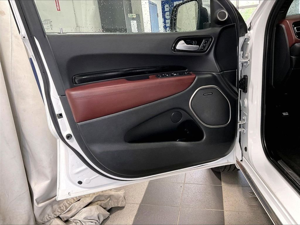 Used 2022 White Dodge Citadel image 9