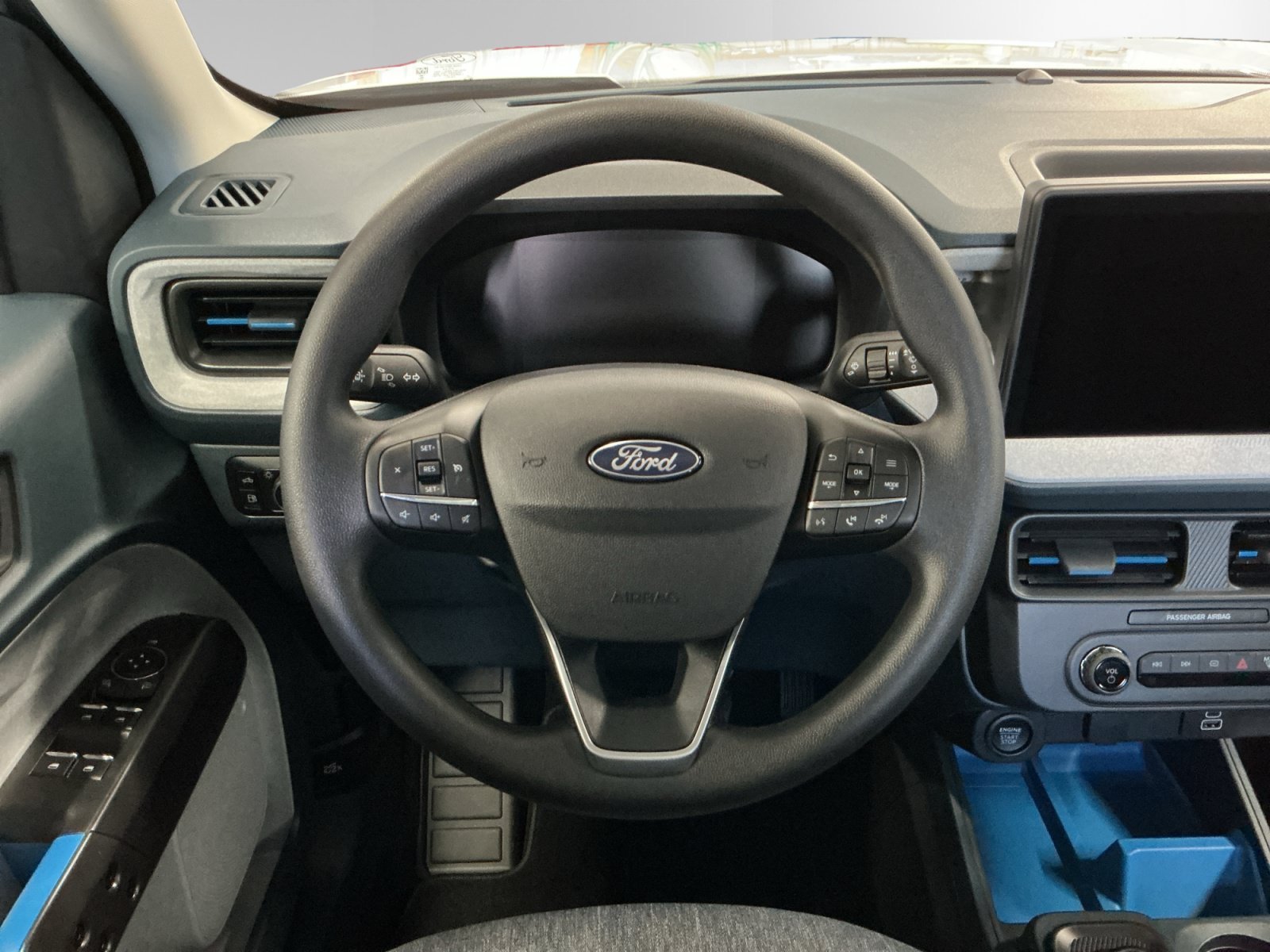 New 2026 Oxford White Ford XLT image 12