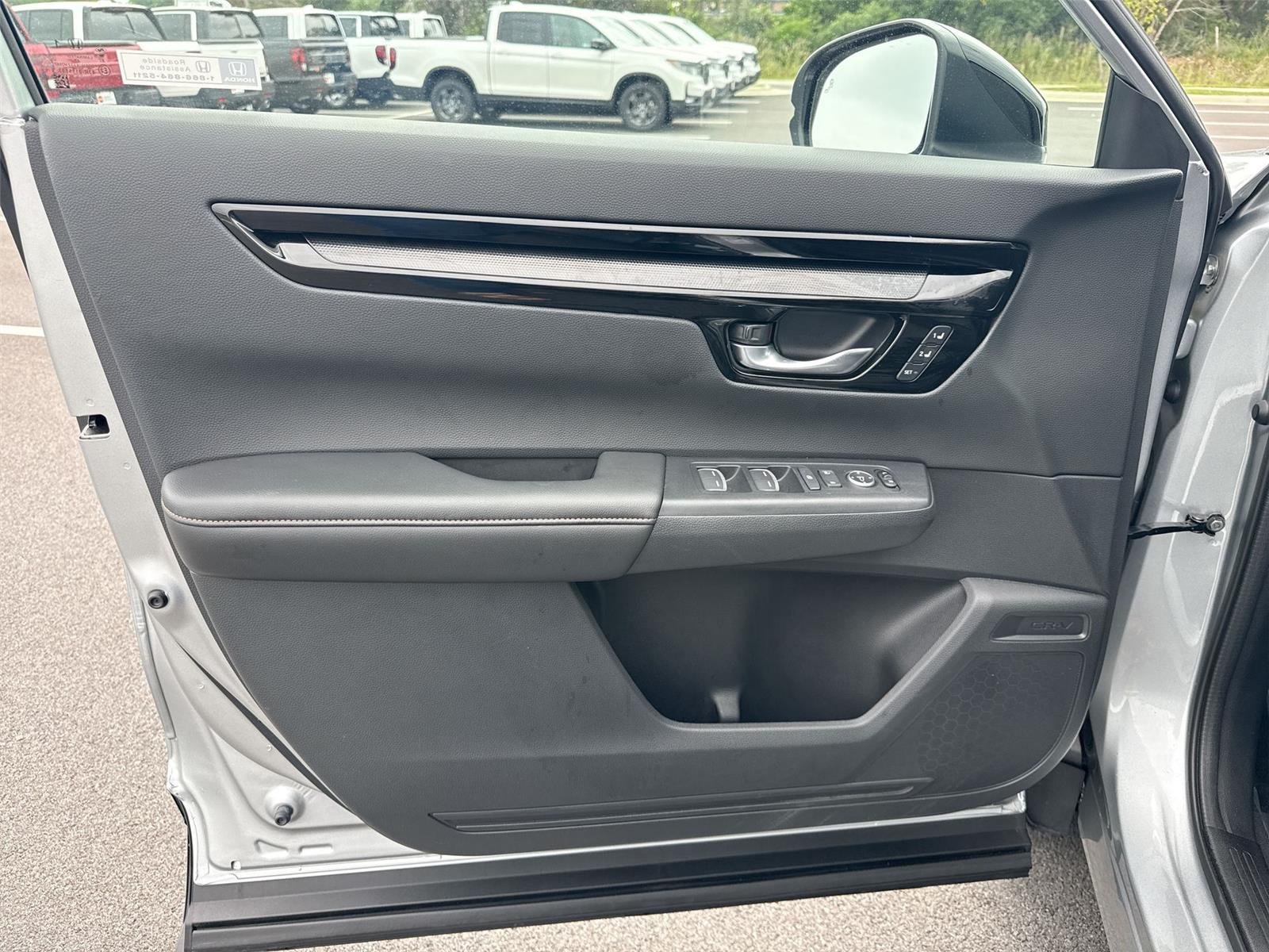 Used 2025 Solar Silver Metallic Honda Sport Touring image 12