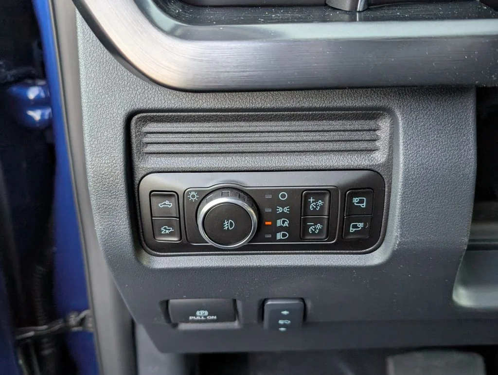 New 2026 Argon Blue Metallic Ford F-350® Lariat® image 15