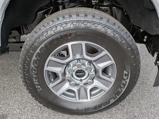 2026 Ford F-350 Super Duty Lariat - Photo 11