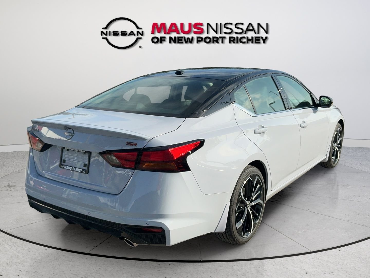 New 2026 Gray Nissan 2.5 SR image 10