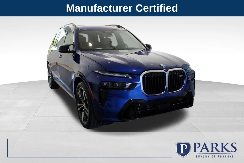 2025 BMW X7 M60i's photo