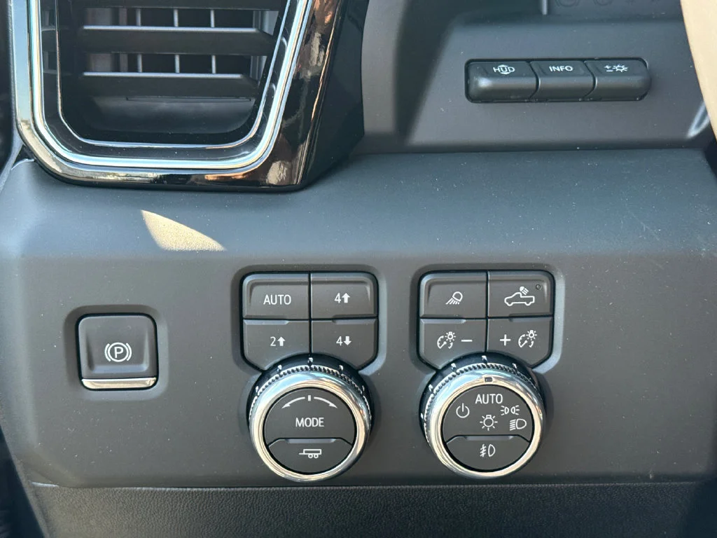 2026 GMC Sierra 2500HD Denali Ultimate - Photo 20