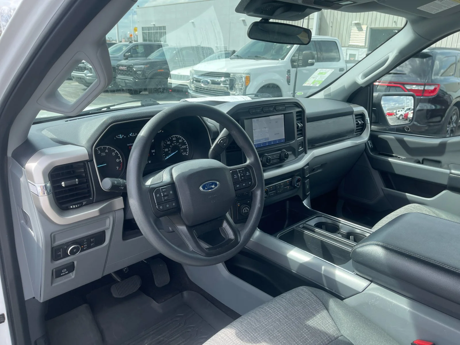 Used 2021 White Ford XLT image 11