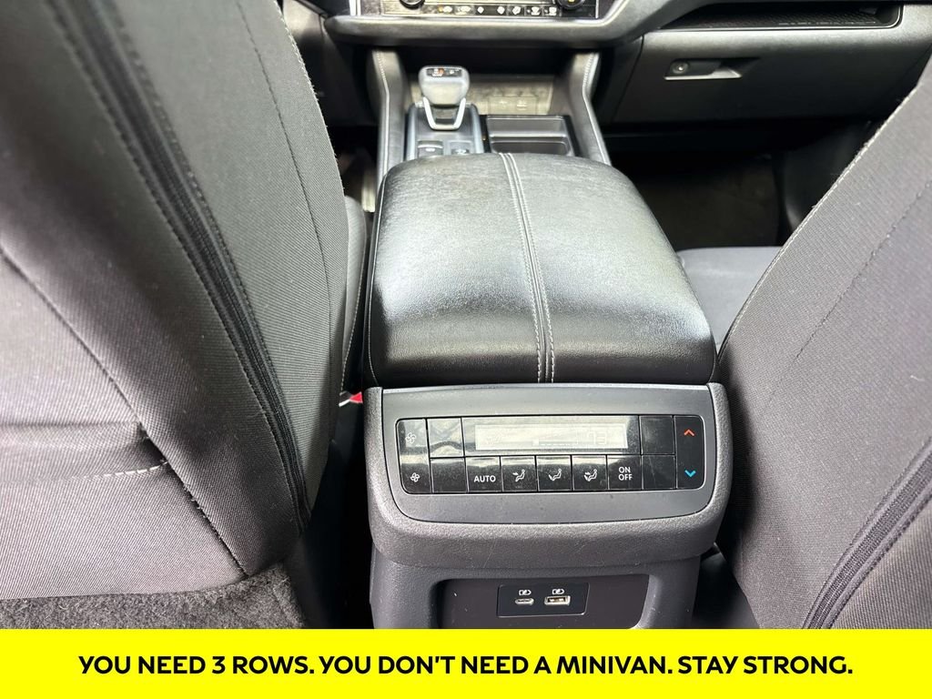 Used 2024 Gray Nissan SV image 12