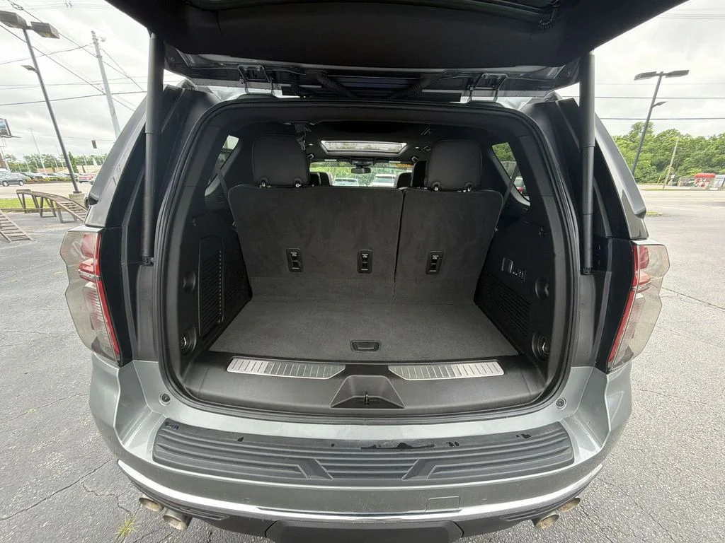 Used 2024 Gray Chevrolet Premier image 24
