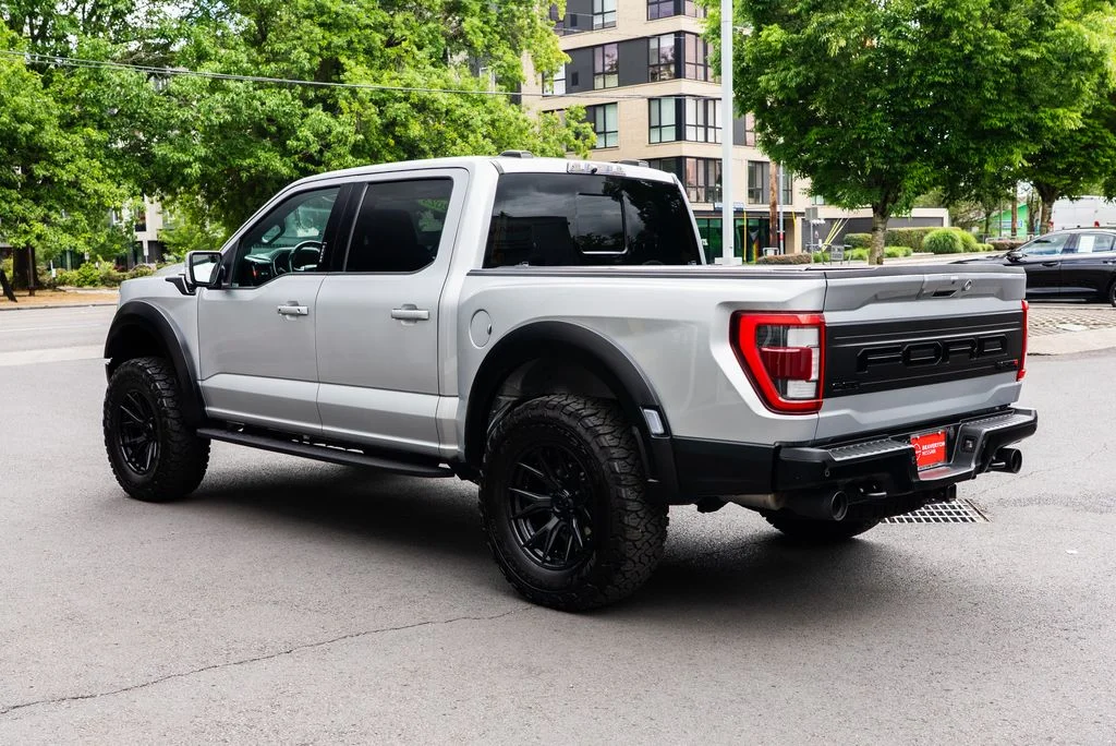 Used 2023 Silver Ford Raptor image 4