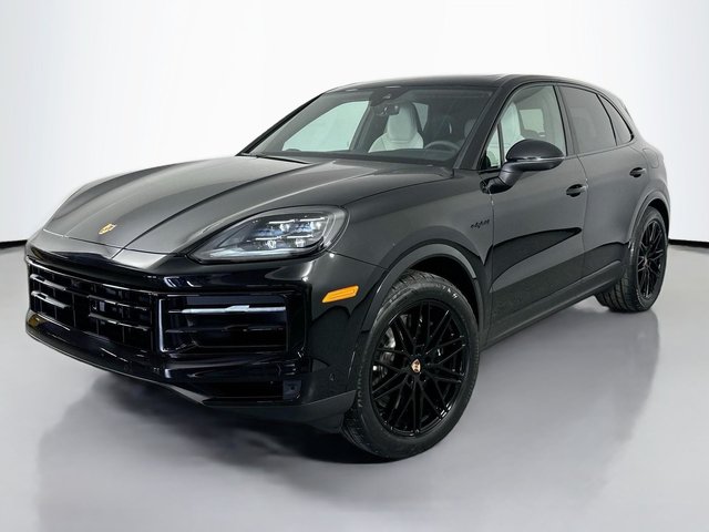 Pre-Owned 2025 Porsche Cayenne E-Hybrid Base With Navigation &amp; AWD