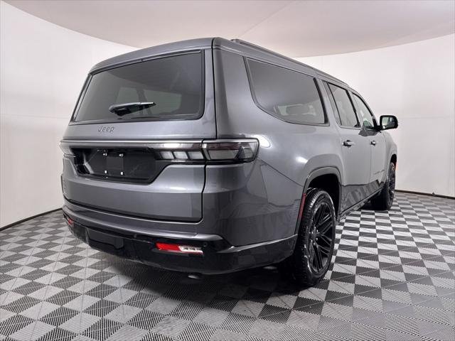 New 2026 Baltic-Gray Metallic Clear-Coat Exterior Paint Jeep Grand Wagoneer image 24
