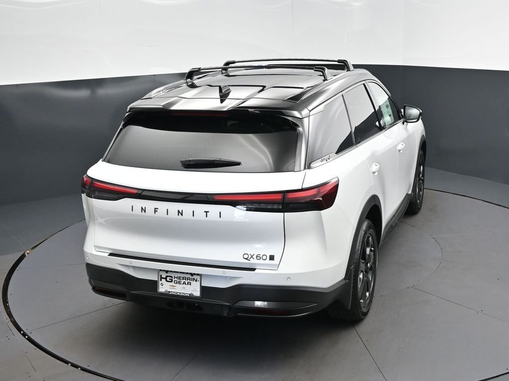 New 2027 2T RAD WHT INFINITI Autograph AWD image 35