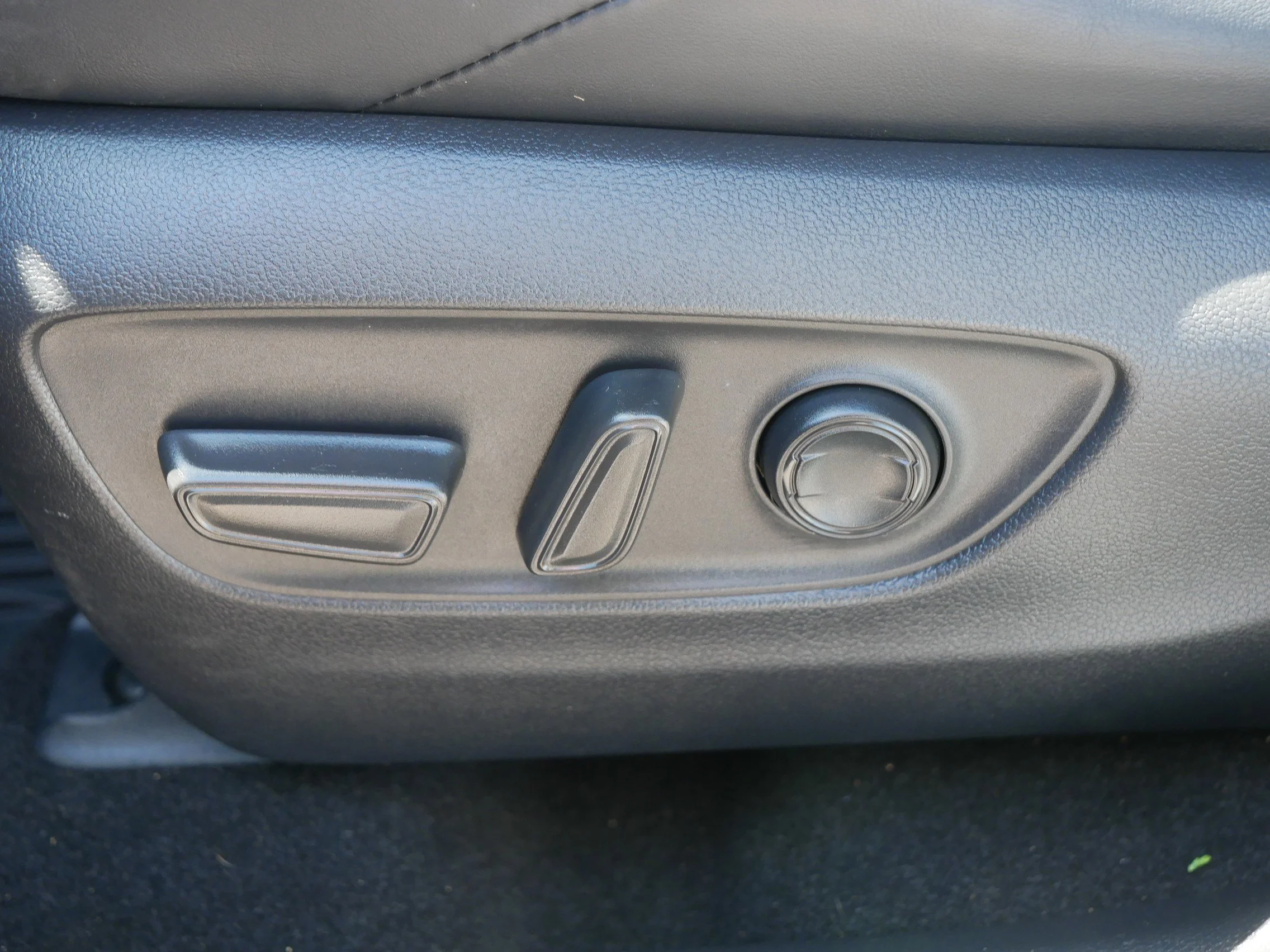 Used 2024 Magnetic Gray Metallic/Midnight Black Metallic Toyota XSE image 20