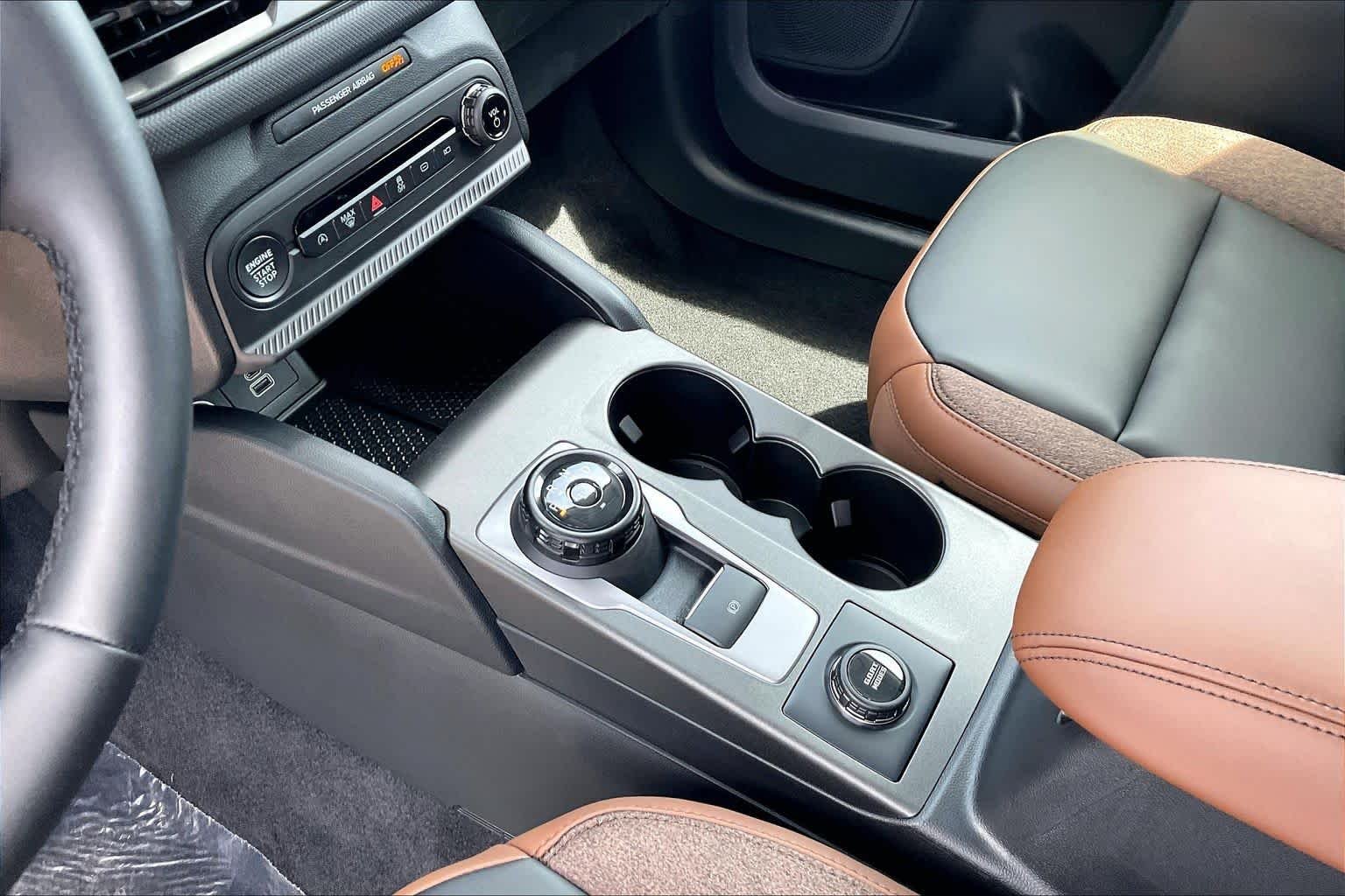 New 2026 Space White Metallic Ford Outer Banks® image 7