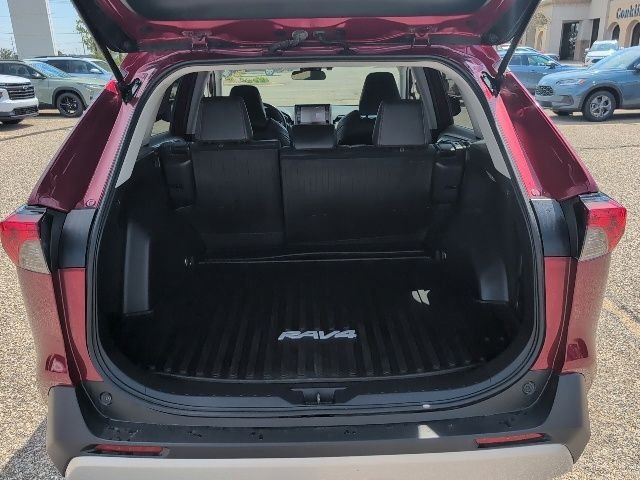 Used 2020 Pearl Toyota Adventure image 20