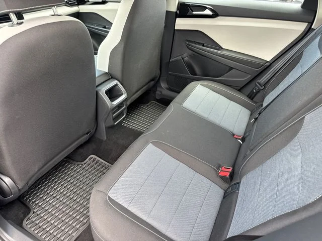 Certified Used 2025 Platinum Gray Metallic Volkswagen 1.5T S image 24