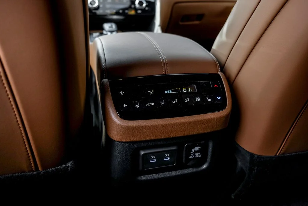 New 2027 2T MNRL BLK INFINITI Autograph AWD image 21