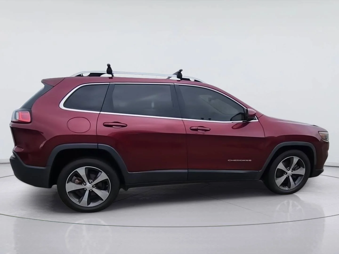 Used 2019 Red Jeep Limited image 9