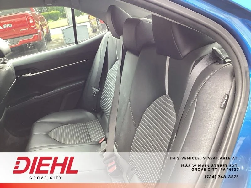 Used 2019 Blue Toyota SE image 13