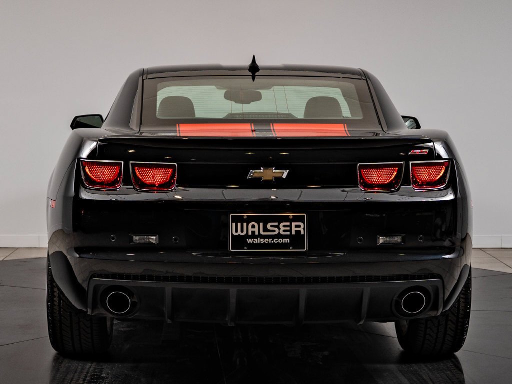 Used 2011 Black Chevrolet SS image 7
