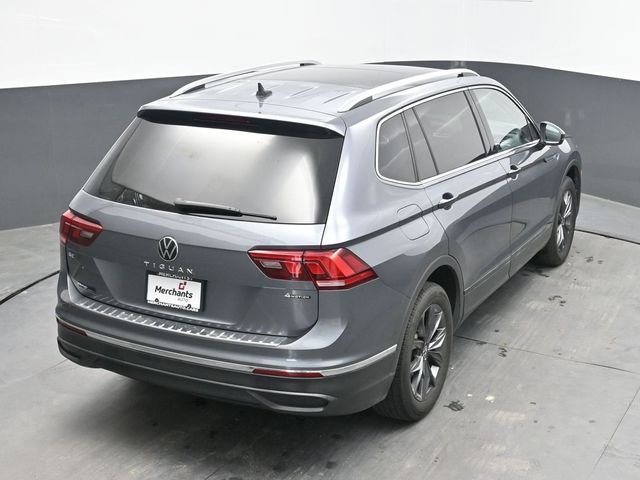 Used 2023 Gray Volkswagen 2.0T SE image 25