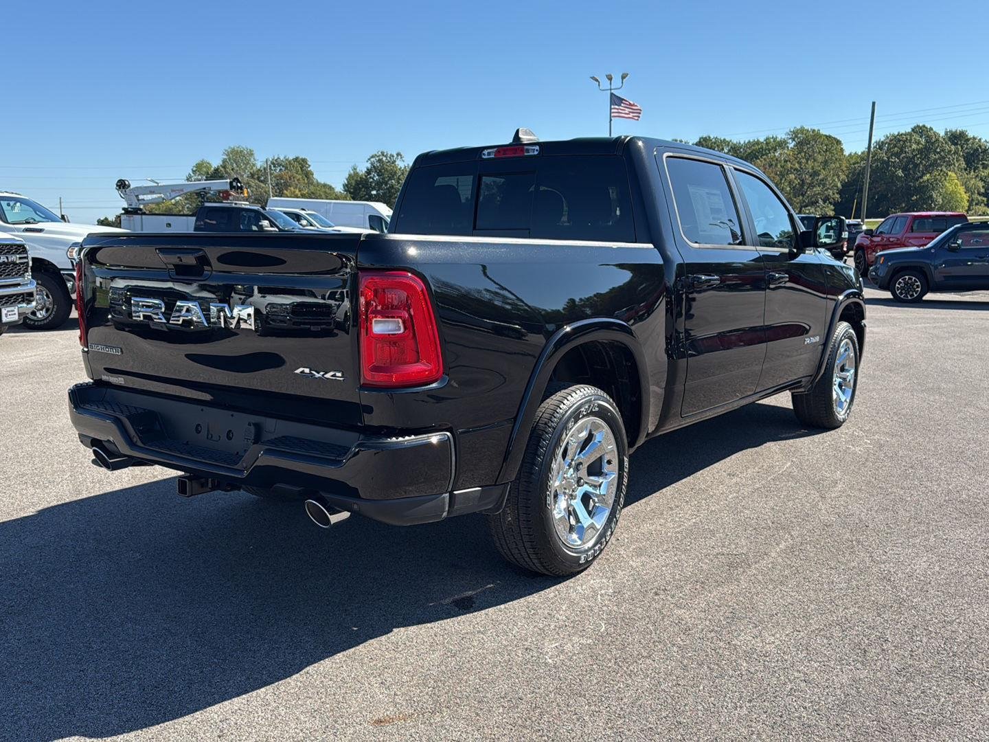 New 2026 Diamond Black Crystal Pearl-Coat Exterior Paint RAM Big Horn image 18