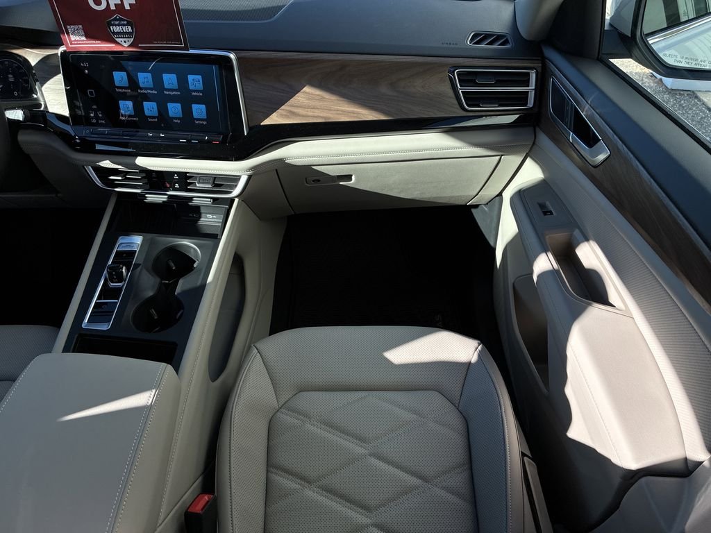 New 2026 White/off-white Volkswagen SE image 16