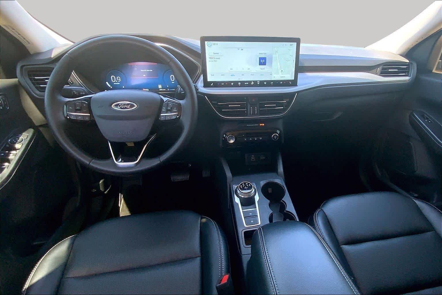 Certified Used 2025 Agate Black Metallic Ford Platinum image 16